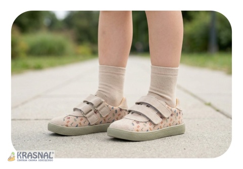 MRUGAŁA 3124 beż literki