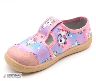 RAWEKS JOY barefoot pony